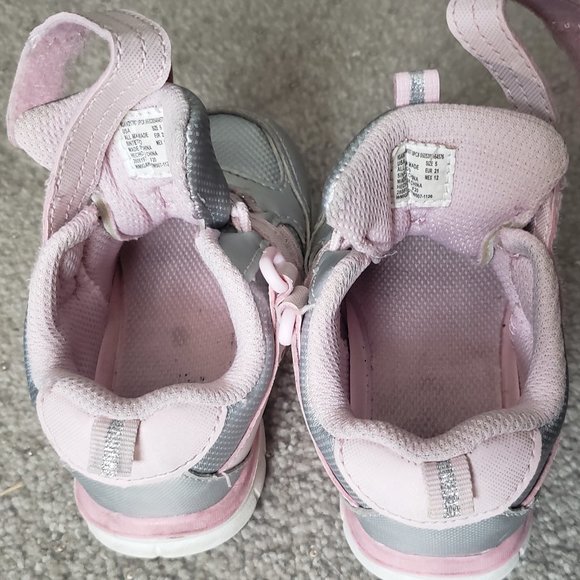 Cute Pink Sneakers sz 5 - Picture 10 of 13